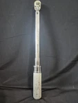 Snap-on 3/8" Drive Adjustable Click Torque Wrench QD2R1000 200-1000 In Lbs. Fixed Price $115.99.
