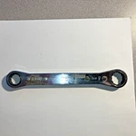 Snap-o Tools R2024A 5/8" 3/4" Flat 12 Pointt Ratcheting Box End Wrench Usa. Fixed Price $13.95.