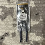 New Klein D213-9NE 9" Lineman Wire Cutter Pliers Sale Side Cuts Made Usa Seal. Fixed Price $29.70.