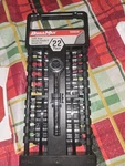 Dura Max 22 Pc 1/4 In Drive Rachet Socket Set Brad New. Fixed Price $8.00.