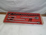 17 Pc Set Snap-on 1/2" General Service Ratchet Extensions Socket Breaker Bar. Fixed Price $459.99.