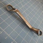 Snap-on Tools XSO2226 11/16" 13/16" Sae 60 Offset Short Box End Wrench. Fixed Price $29.56.