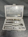 Craftsman Usa 1/2 Drive 17PC Metric Socket Set & Ratchet 34831 12 Point. Fixed Price $68.00.