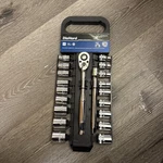 Diehard 20-PIECE Ratchet Set With Sae & Metric. Fixed Price $32.00.