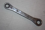 Cornwell RB1618 1/2" 9/16" 6-POINT Ratcheting Box Wrench Usa. Fixed Price $8.00.