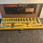 Vtg Indestro 20 Pc 1/4" & 3/8" Drive Socket Set No. N6330. Fixed Price $89.95.