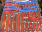 Craftsman 9-29140 Sae And Metric Wrench Set Stubby Long. Fixed Price $125.00.