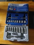 Mac Tools Expert 22 Pc 3/8 Sae Socket Set. Fixed Price $60.00.