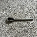 Snap-on Tools 1/4" Drive 11MM Metric Hex Low Profile Ratchet RAT72. Fixed Price $63.19.