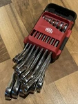 Mac Tools Ratcheting Wrench Flex Head Metric Pieces Set 6-POINT SRWMF126PT. Fixed Price $239.99.