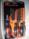 New ! 19 Piece Magnetic Screwdriver Socket Set 16PM025 Free Shipping. Fixed Price $12.00.
