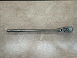 Snap-on S711A Flex Head 17" Long Ratchet 1/2" Drive Chrome Usa. Fixed Price $110.00.