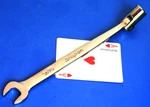 Snap-on Usa 9/16" Flex 12-POINT Chrome Socket Head Combination Wrench FHO18B New. Fixed Price $82.50.